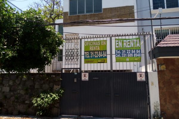 OFICINAS EN RENTA ZONA ARCOS VALLARTA $29,000