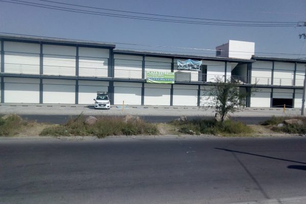 Locales en renta planta alta Plaza Estrella