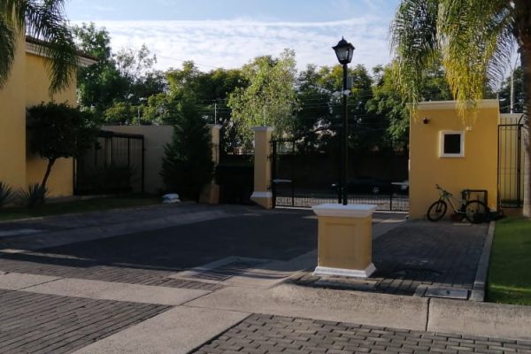 CASA EN RENTA LA GIRALDA $26500