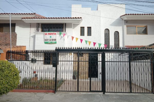 Se Renta Casa Para Oficinas, Loma Blanca, Zapopan, Jal.