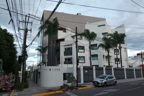 Departamento en Av. Naciones Unidas, Zapopan, Jal.