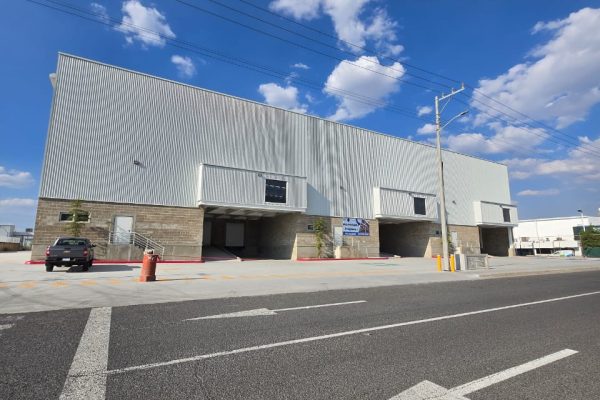 Nave Industrial en Calle Benjamin Franklin No. 21, Parque Industrial Aeropuerto