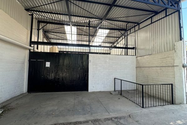 Bodega en Renta en El Campanario, Tlaquepaque Jalisco.